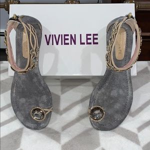Flat Sandals With Toe Ring, Vivien Lee